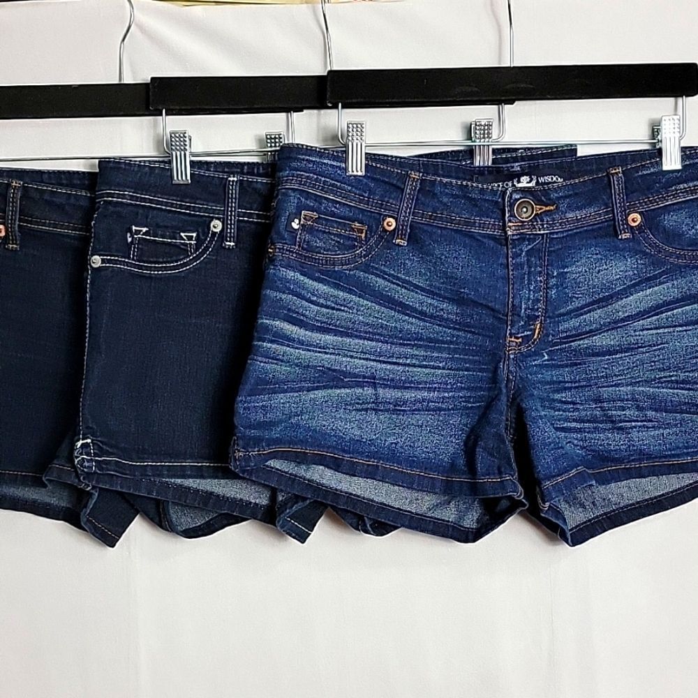 Women’s Dark Wash Denim Jean Shorts - Blue